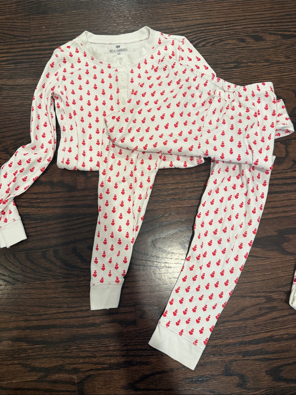 Ro’s Garden Girls White and Red Heart Print Pajama Set size 10
